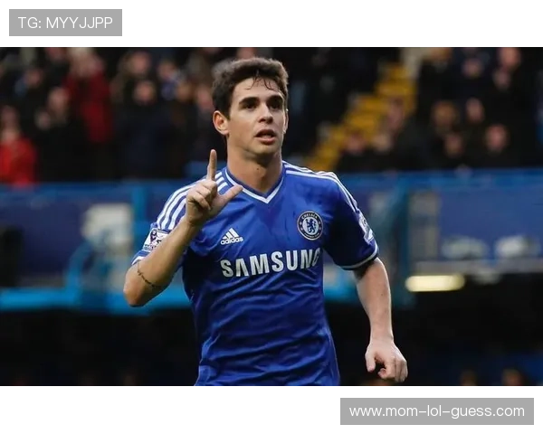 足球场上穿18号球衣的明星球员盘点与他们的传奇表现